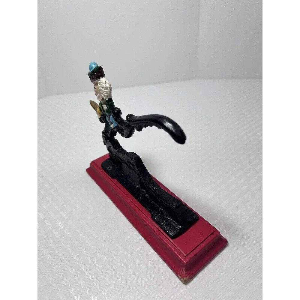 Vintage Cast Iron Soldier Nutcracker Mounted On Red Wooden Base Nut‎ Cracker